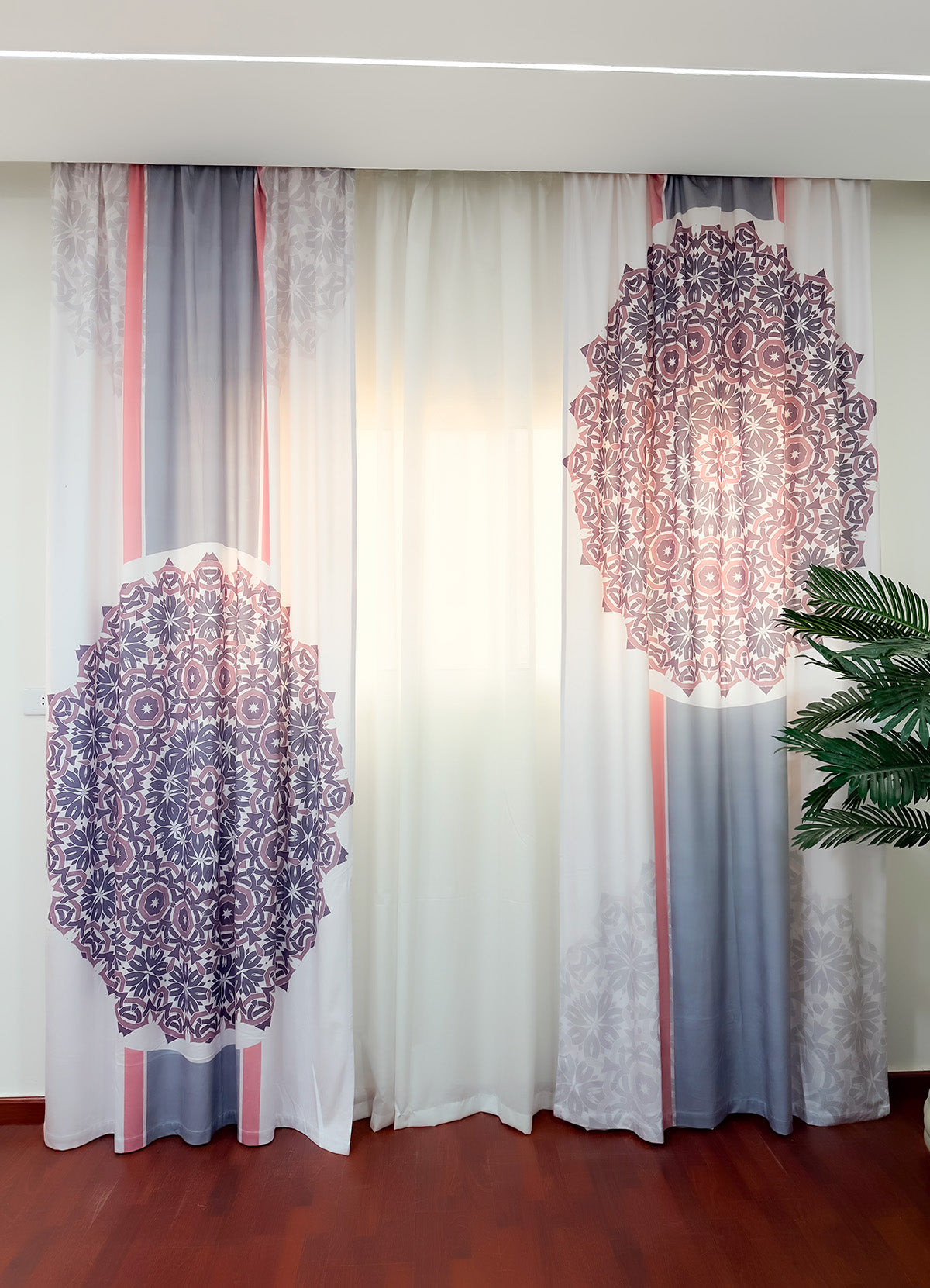 Curtain - Camelia